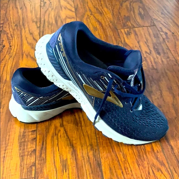 Brooks Other - Men’s Brooks Running Shoes